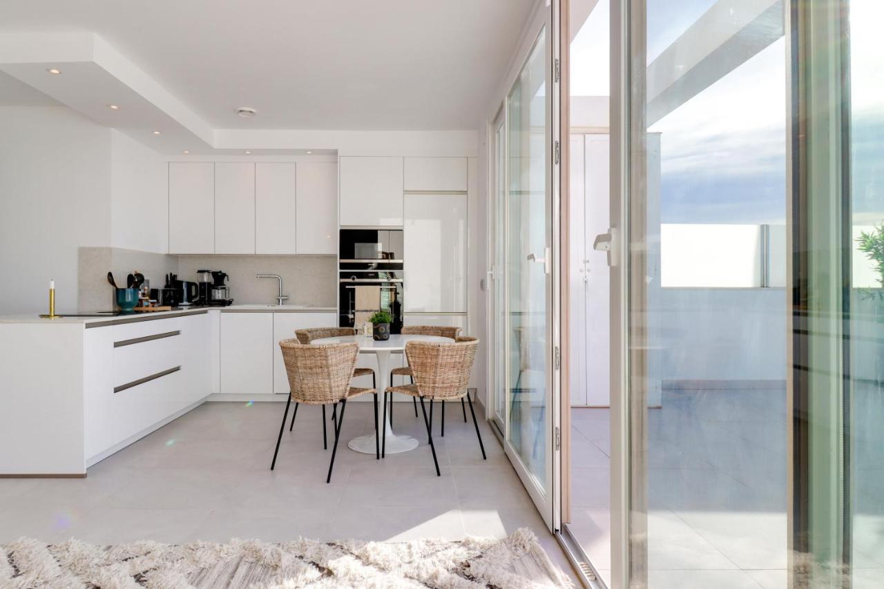 מאלגה Bayview Hills, Luxury 2 Bedroom Apartment מראה חיצוני תמונה